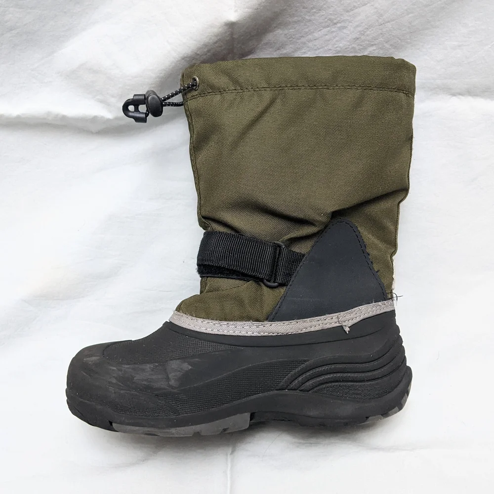 Kamik Boys Insulated Snow Boots Size 2 - Picture 2 of 10